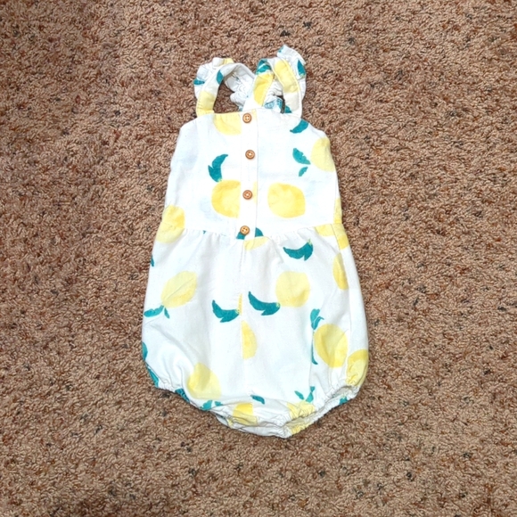 Jessica Simpson Other - Jessica Simpson Lemon Print Baby Romper Size 0/3M